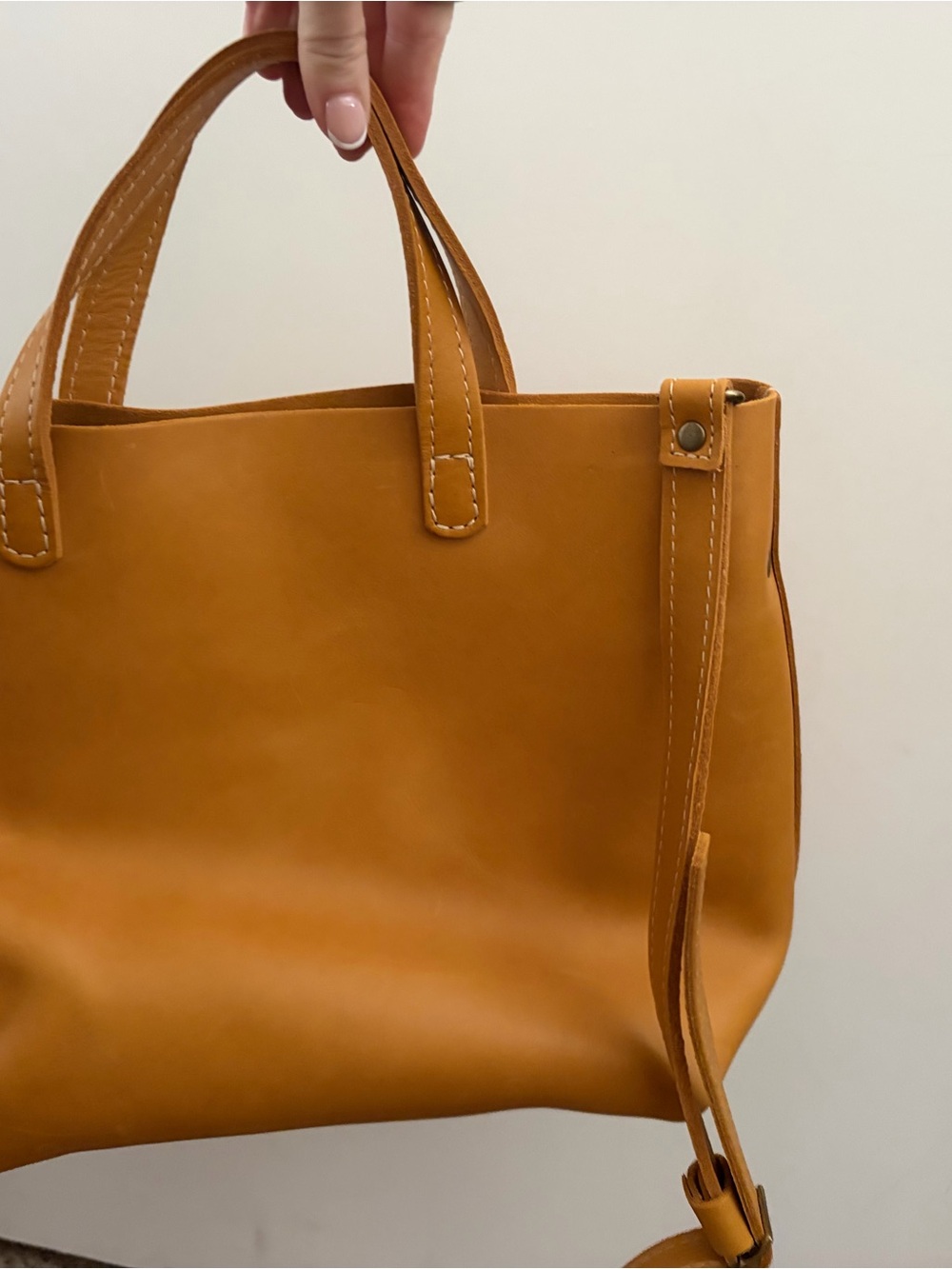 Portland Leather Leather Tote and Wallet Set - Picture 2 of 11